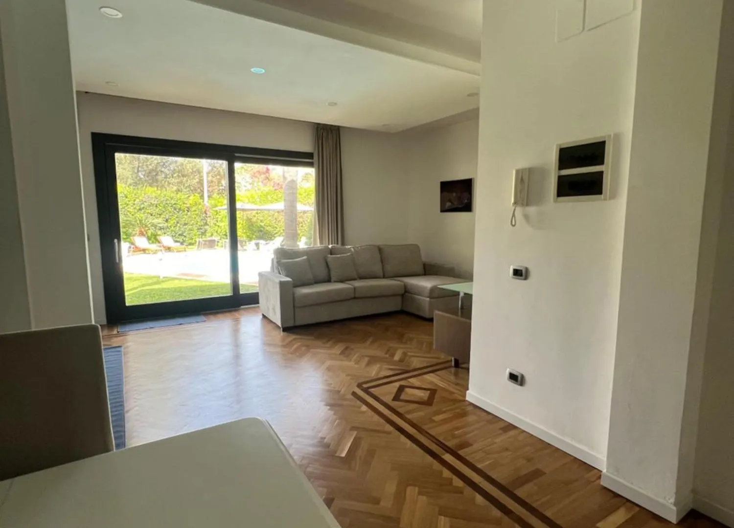 Villa Losanna Mondello 0*,  Italia